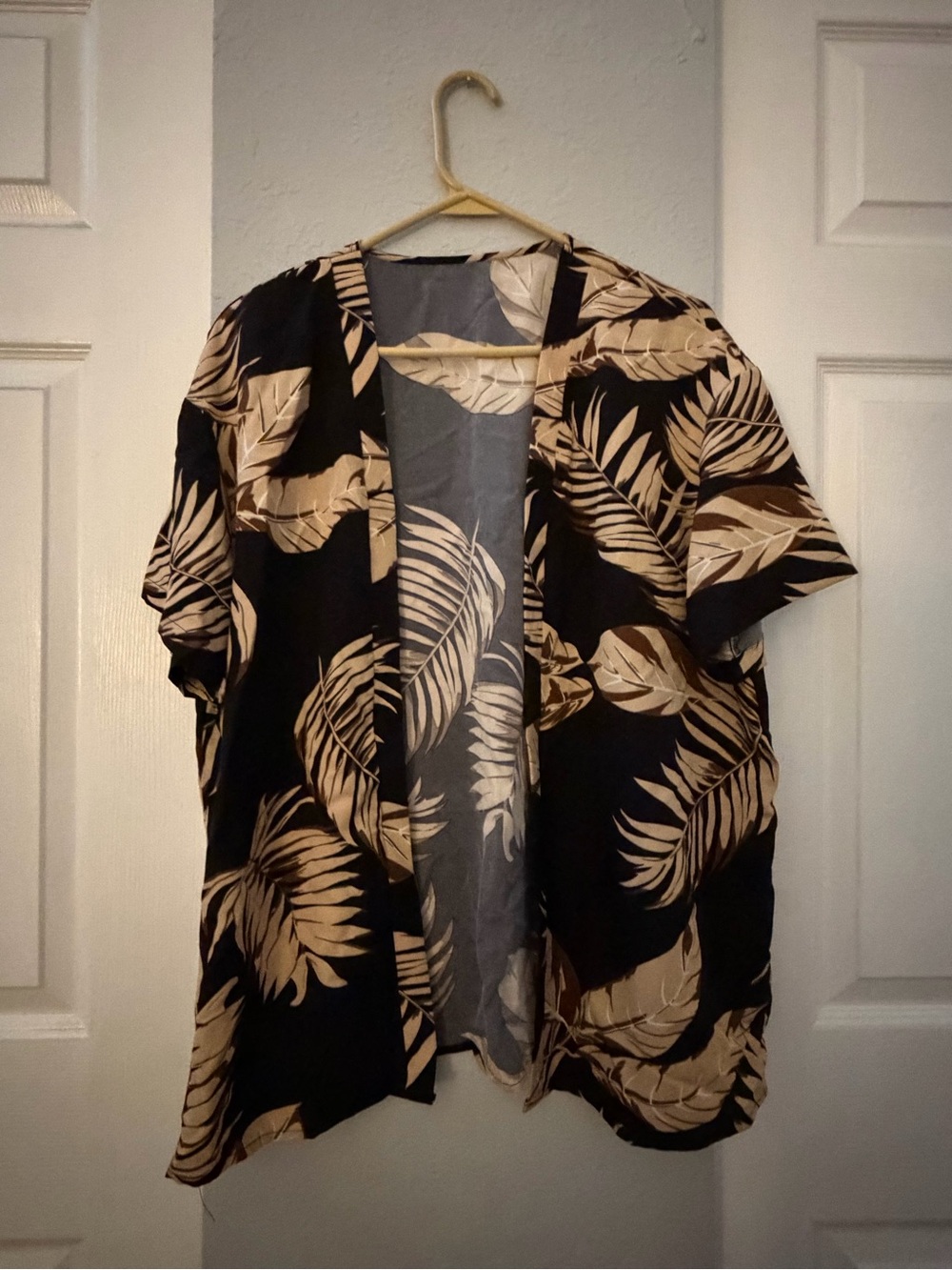 SHEIN Black & Tan Tropical Open-Front Blouse and matching shorts